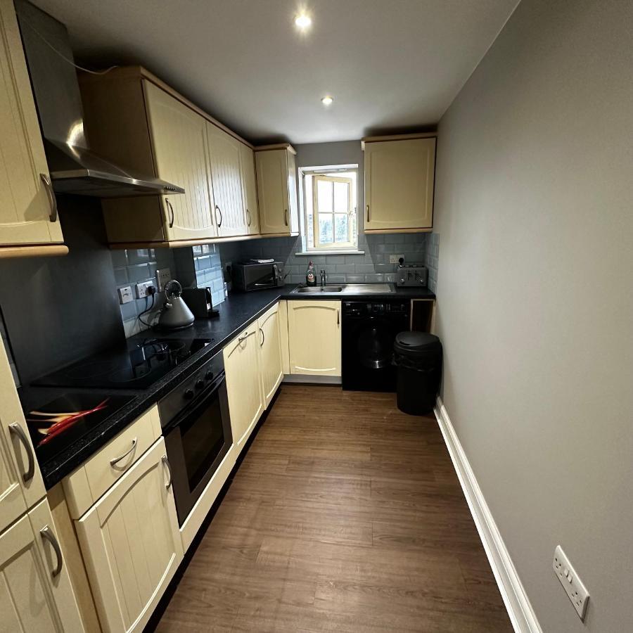 Two Bedroom Flat Town Centre Κόλτσεστερ Εξωτερικό φωτογραφία